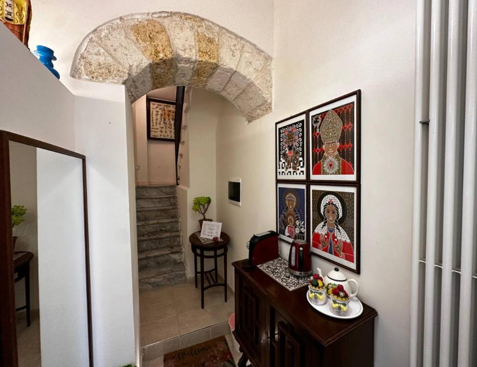 Enchanting In Old Town Bed & Breakfast